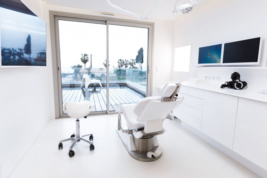 cumple tu sueño con el servicio llave en mano clínica dental